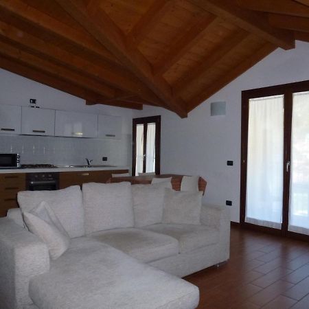 Casa Marck Apartment Maccagno Екстериор снимка