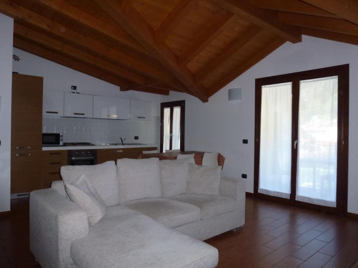 Casa Marck Apartment Maccagno Екстериор снимка