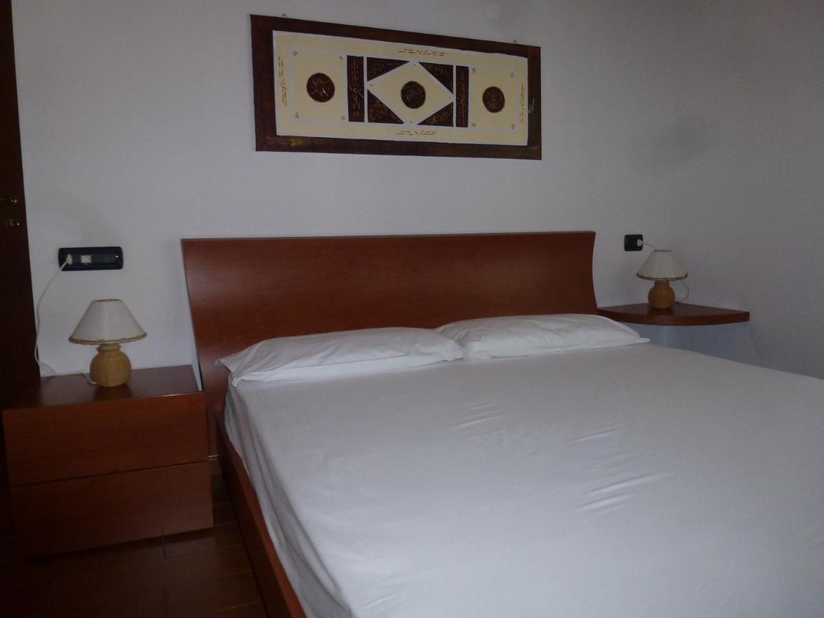 Casa Marck Apartment Maccagno Екстериор снимка