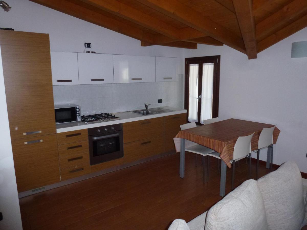 Casa Marck Apartment Maccagno Екстериор снимка